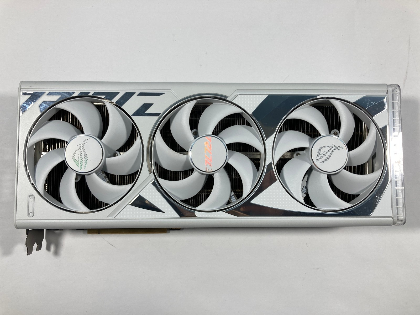 Rtx 4090 24Gb Gddr6X - عرض خاص: اشترِ 2 واحصل على